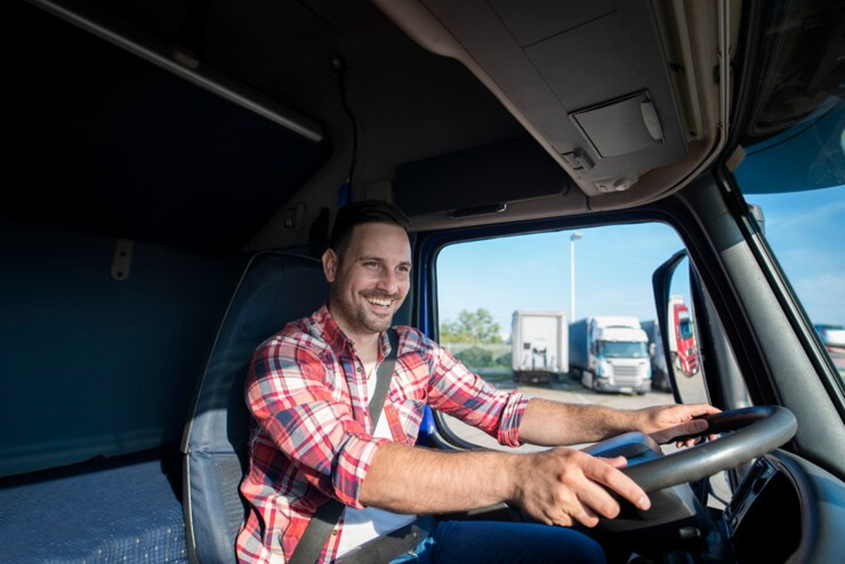 Conseils pour conduire un camion de location en toute sécurité